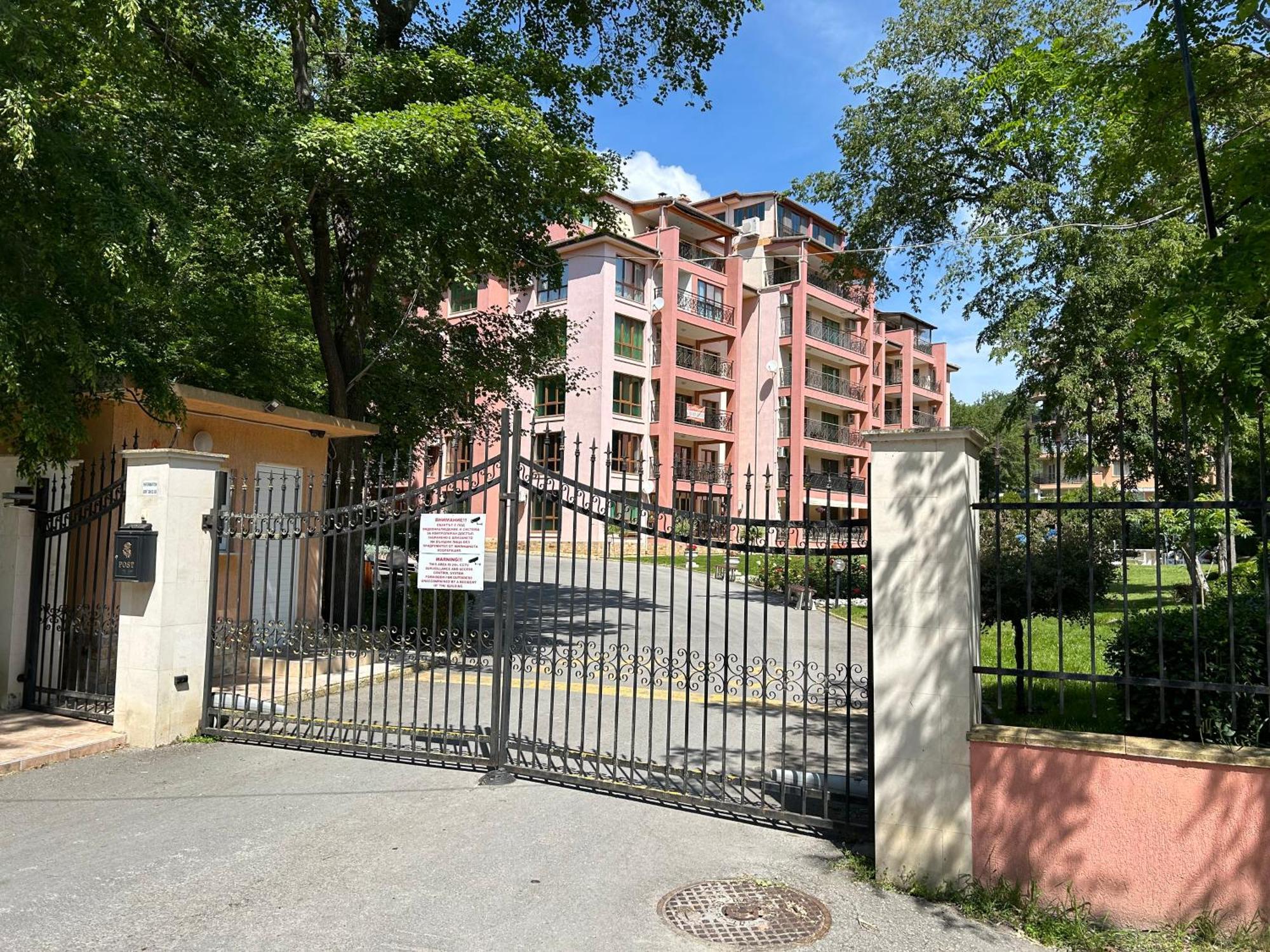 Sunrise Apart Golden Sands Varna Exterior photo